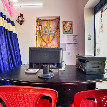 SPOT ON 76526 Devlok Guest House Patna  Buitenkant foto