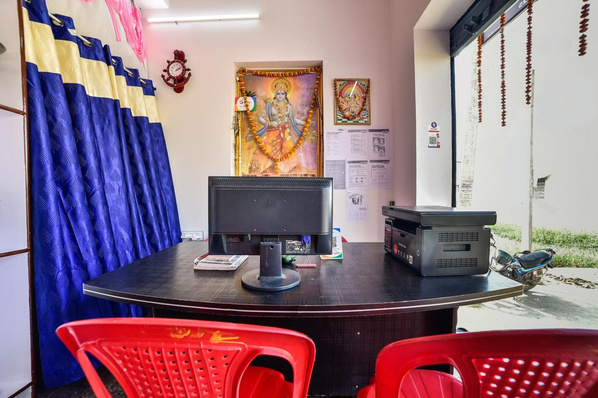 SPOT ON 76526 Devlok Guest House Patna  Buitenkant foto